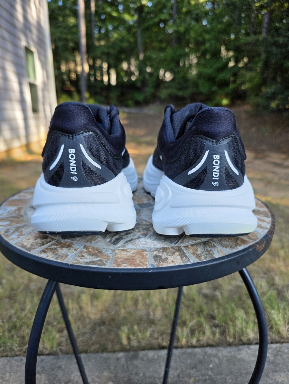Hoka Bondi 9 1162012 BWHT Black/White Running Shoes Women's Size 7.5 B Worn 1x - Picture 4 of 9